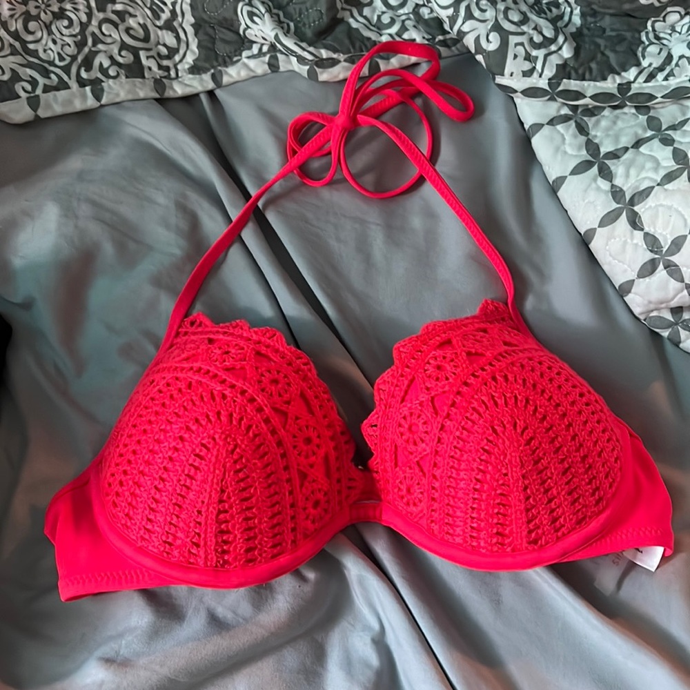 34b bikini top worn once or twice like new